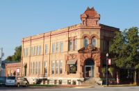 Holton (Kansas) State Bank.jpg