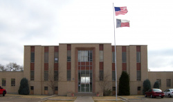 Swisher county courthouse 2009.jpg