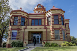 2019 Kinney County Courthouse.jpg