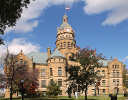 Trumbull County Courthouse.jpg