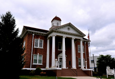 Pendleton County Courthouse, West Virginia.JPG