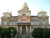 St Clairsville Ohio Courthouse.jpg